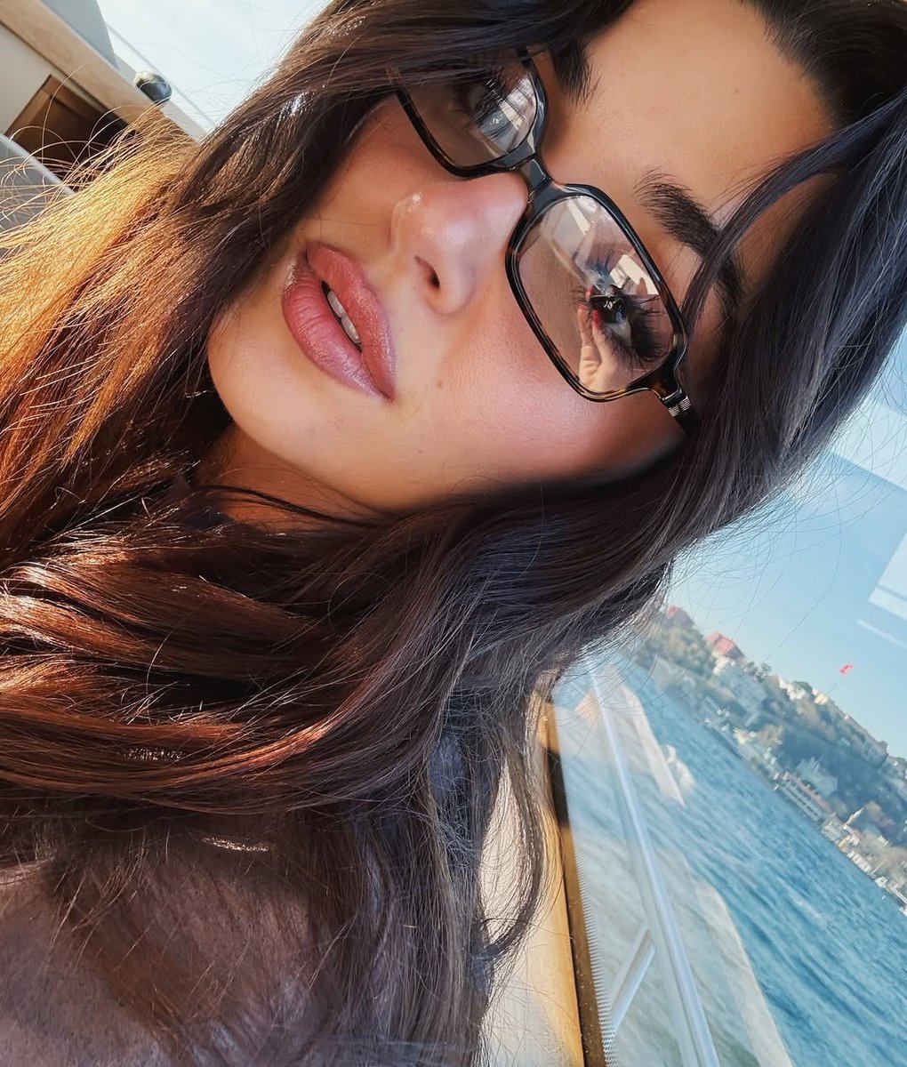 nathimiyy's tweet photo. 🌊🤎 https://t.co/fBymNYccGx