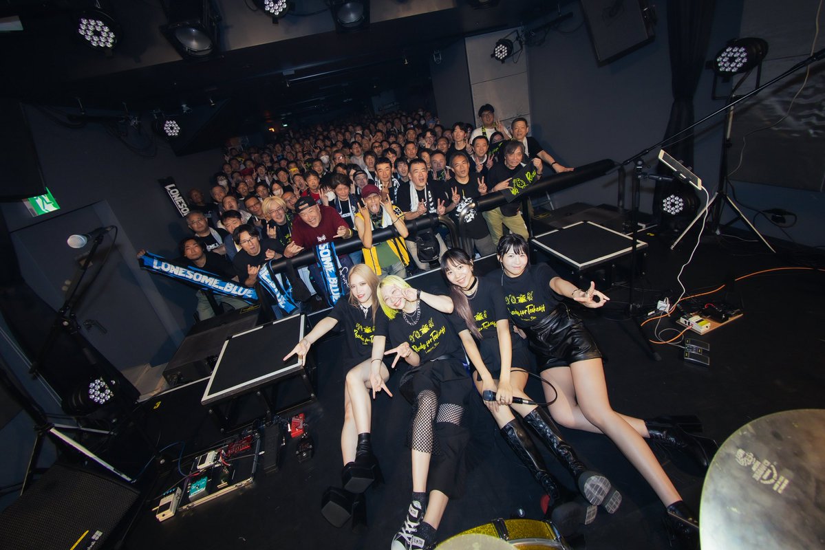 sallyrose4's tweet photo. Lonesome_Blue新体制初LIVE
本当に有難うございました！！😆✨

マジで楽しかったぁ〜！！🌸
皆さん、はち切れるほどの熱で迎えてくれて本当に有難う！！🥹🔥

新生ロンブル、猛ダッシュで駆け抜けてくぞ！！
ぜひ一緒に創り上げて行きましょうねっ🤘✨

次のリリースツアーもぶちかま！
夜露紫紅！🔥 https://t.co/d0pkKgPyaT