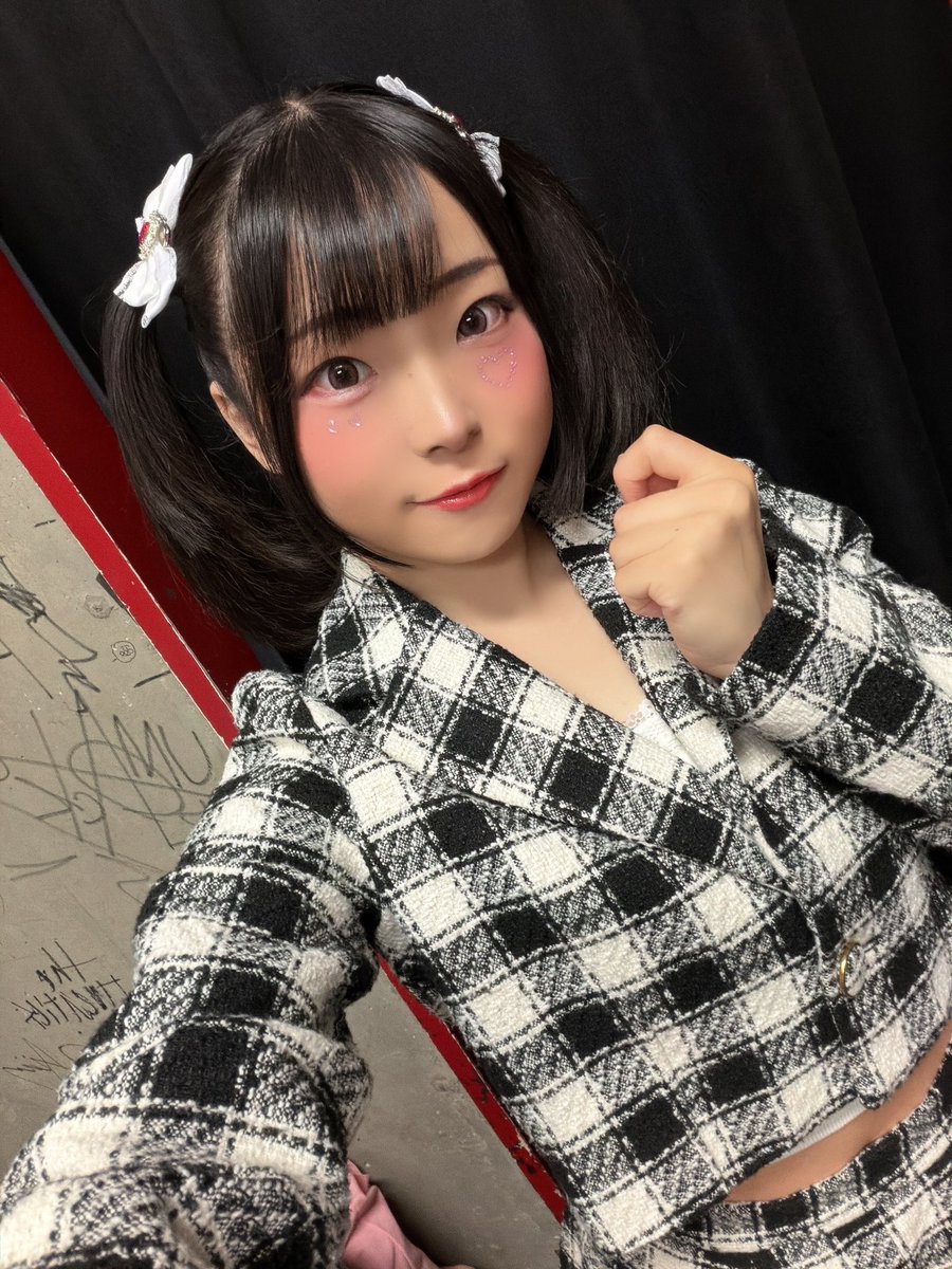 Chapter_ami's tweet photo. ライブで会えるの楽しみにしてます💖 https://t.co/mSth9cPz6w