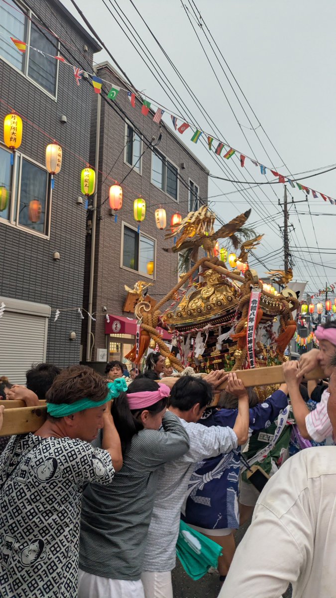 TOWA12191's tweet photo. 今日は羽田例大祭
反省会はこだわり酒場メガレモンサワーで乾杯🍻😆✨
明日へとつづく、、、
おやすみなさいzzz https://t.co/o1uWHU6e71