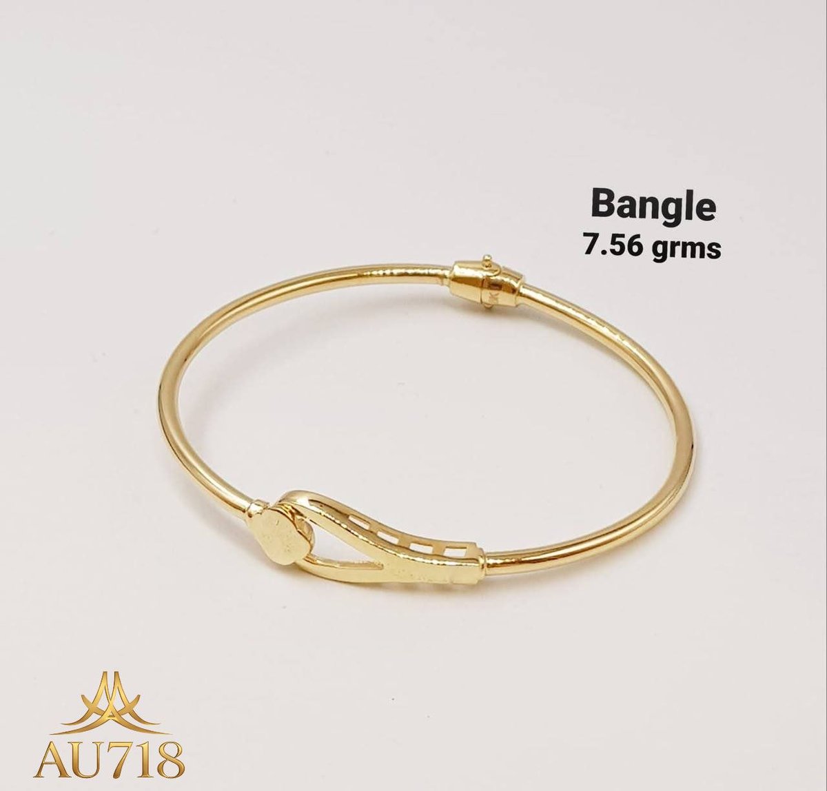 au718goldstore's tweet photo. Discover the beauty of authentic 18K Italian gold bangles, crafted for those who appreciate timeless luxury and unmatched quality.
#AU718 #18KItalianGold #LuxuryJewelry #GoldBangle #FineJewelry #TimelessLuxury #EverydayElegance #LuxuryLifestyle #GoldCollection #InvestInGold https://t.co/yANbTXdB5G