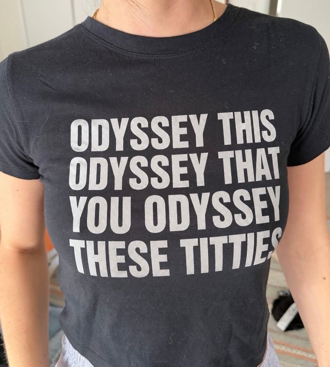 TheRackShackBK's tweet photo. The t*ts that launched a thousand ships...

Shirt from @shrtsthatgohard https://t.co/Xi4En5yu0o