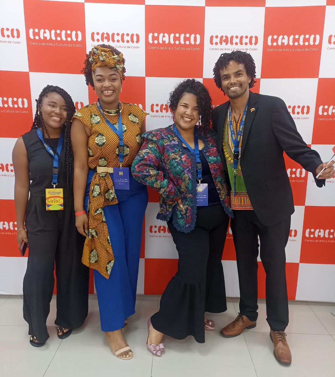 ONUMX's tweet photo. "Estamos tomando los espacios."
Así lo demostraron las juventudes afrodescendientes reunidas en Panamá para construir propuestas, fortalecer alianzas e impulsar cambios en la región.#DíaInternacionalMujeresyNiñasAfrodescendientes
Conoce más:
🔗https://t.co/wQeFXL1mAI  ✊🏾🌎 https://t.co/aVIL80JQGa