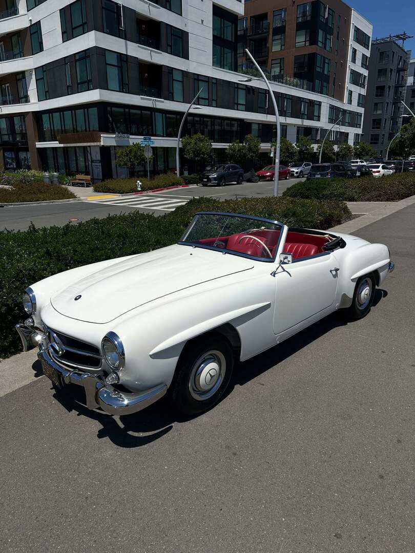 ClassicCarsWest's tweet photo. 1961 Mercedes-Benz 190sl Nicely restored car with long term California ownership. #190sl Offered on Consignment. https://t.co/IPQlVsQkBH https://t.co/jyczCrCmsi