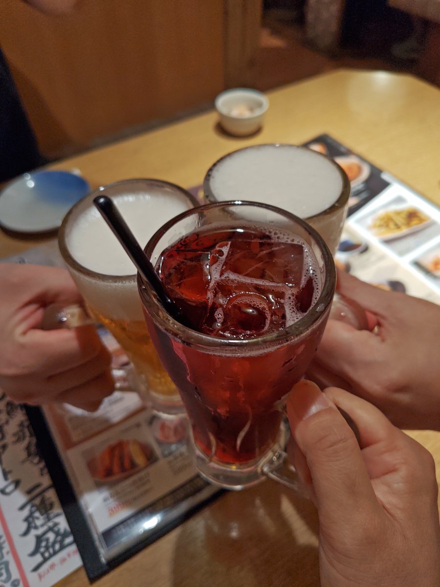 tocchan3939's tweet photo. 今夜は飲み会〜🍻
久しぶりのカラオケも〜🎤
夏になったら歌いたい曲あるよね〜🎵
いやいや、サイコーでした～😆 https://t.co/AuhIh5f7Ev