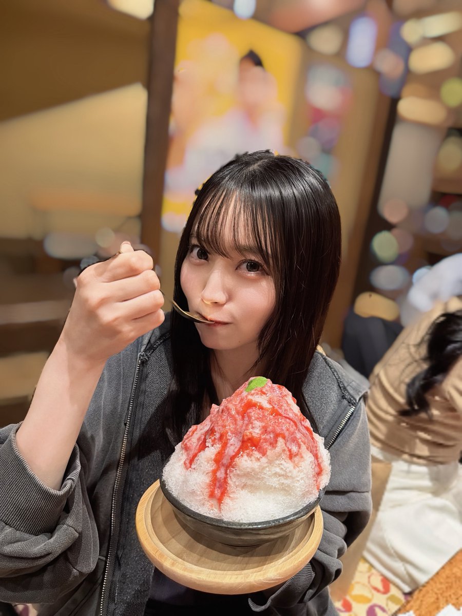 kuru2_official's tweet photo. #かき氷の日 https://t.co/FBnzD9BlaA