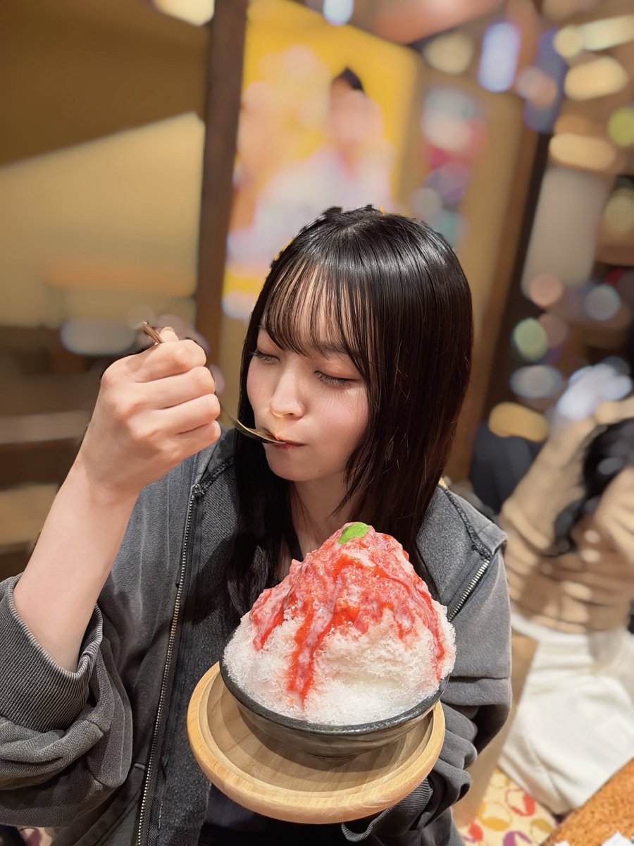 kuru2_official's tweet photo. #かき氷の日 https://t.co/FBnzD9BlaA