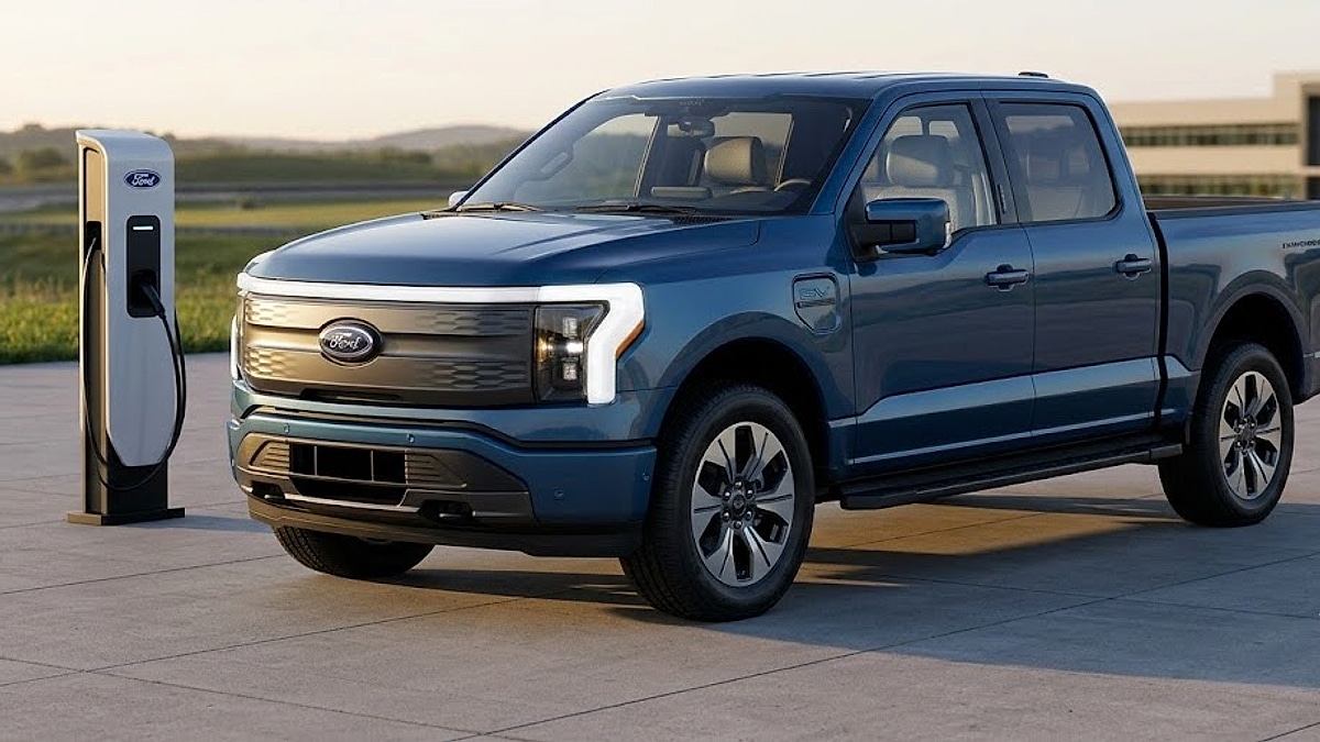 worldscoolrides's tweet photo. Ford’s $30K EV truck cuts factory costs with "unicast" aluminum, but minor fender benders could trigger sky-high insurance rates or total losses. Is it worth the risk?
Read @DenisFlierl’s deep dive via @torquenewsauto: https://t.co/SxBdSJSRTS
#Ford #EV #CarInsurance https://t.co/M8vq0KmOta