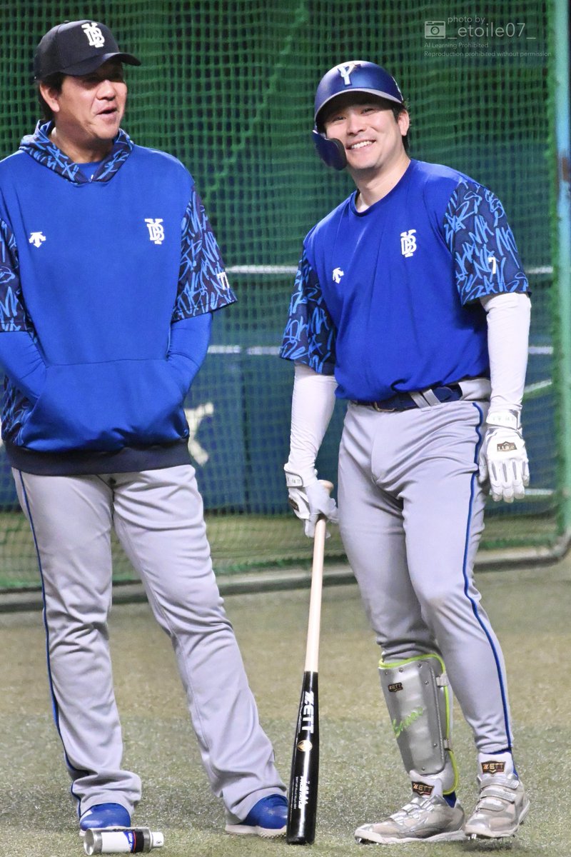 _etoile07_'s tweet photo. 2026.07.25 ⚾️ バンテリンドーム
（ 歴代の安打製造機7️⃣🐹💨 ）
#baystars
#佐野恵太 選手
#鈴木尚典 コーチ https://t.co/ZwZR6cGUDi