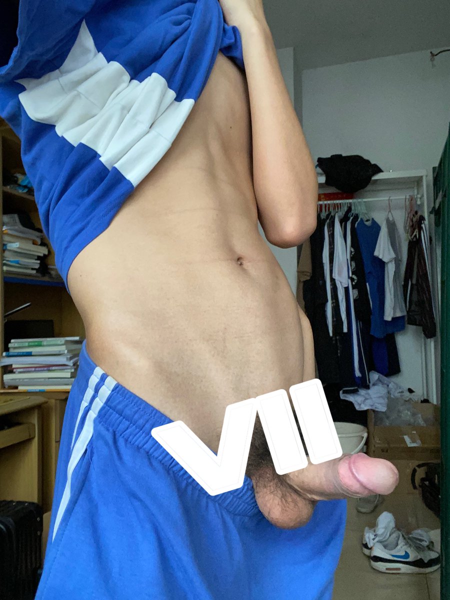7VII777's tweet photo. 过期男高宿舍杂图 #R18 #男高 #男大  #暴露 #校服 #惠高 #激凸 #yaoi #NSFW #Chudai
#深圳校服 #男高中生 #白袜 #gayteen #ちん凸  #チン凸  #裏アカ男子 #裏垢男子 #gayfetish https://t.co/PTZqHWZBjN