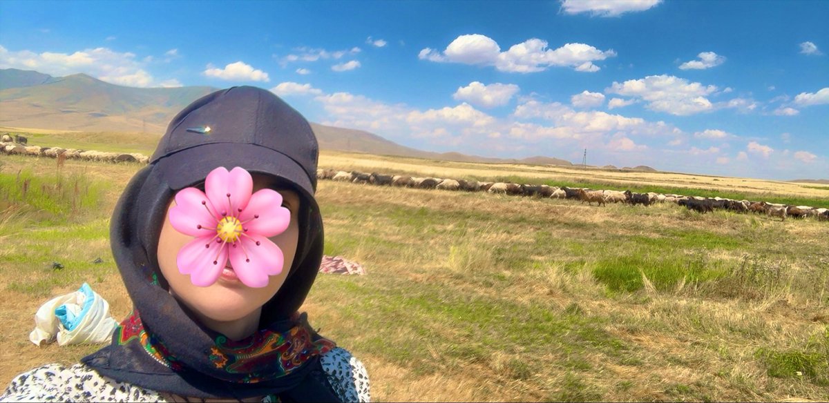 asmiin00's tweet photo. xwezîl dîsa zarok bama. https://t.co/ehyeDKEEhT