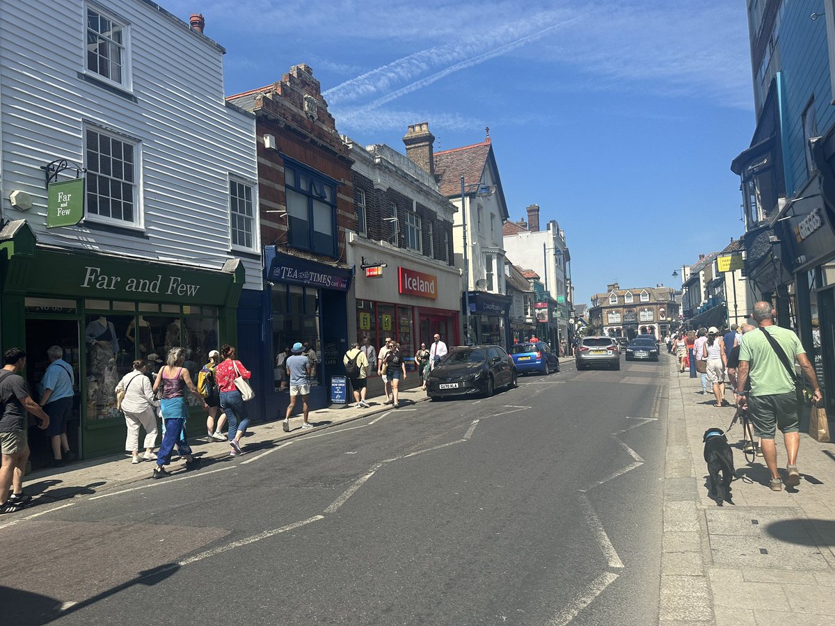 julesserkin's tweet photo. visitors to Whitstable-Do you  visit this quant seaside town (once famous for oysters &amp; smugglers &amp; fishing - pre sewage ) to drink coffee in a chain like Greggs? We have amazing independents! Try something real ! @retailmentoring https://t.co/zXCP4fnFdQ