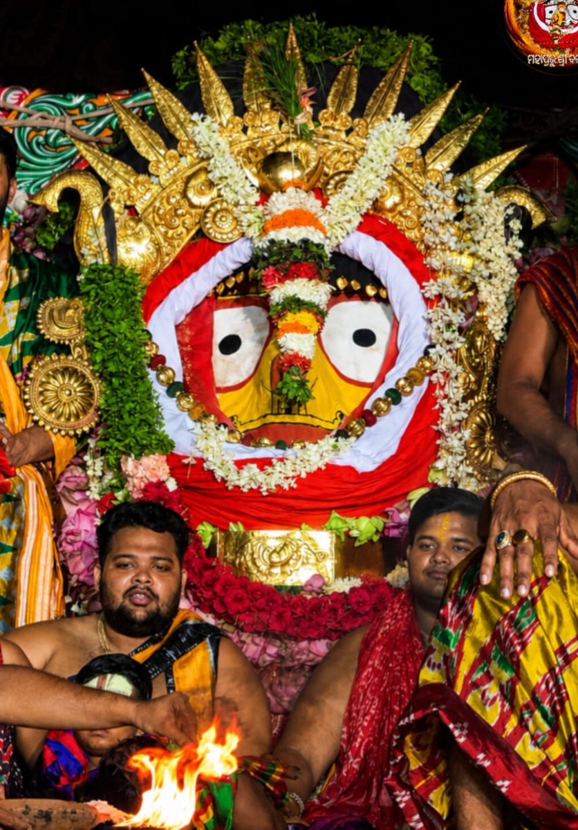 odiajagat's tweet photo. ଦିବ୍ୟ ଦୁର୍ଲଭ ସୁନା ବେଶରେ ଦର୍ଶନ ଦେଉଛନ୍ତି ଜଗତ ଜନନୀ ମାଆ ସୁଭଦ୍ରା ଠାକୁରାଣୀ🥰😍🙏

#ସୁନାବେଶ
#Sunabesha 
#SunaBesa https://t.co/rjFOyPHa63