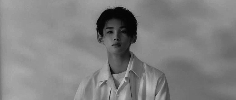 naurwall's tweet photo. @TamagoPost ㅤ
Simon "Gio" Hirata, 2004.

A part-time model. My parents urged me to get a 𝘳𝘦𝘢𝘭 𝘫𝘰𝘣 now that I've graduated—yet, I digress. 

Anyway, how's today been treating you?
ㅤ https://t.co/tgzEmmYnBO