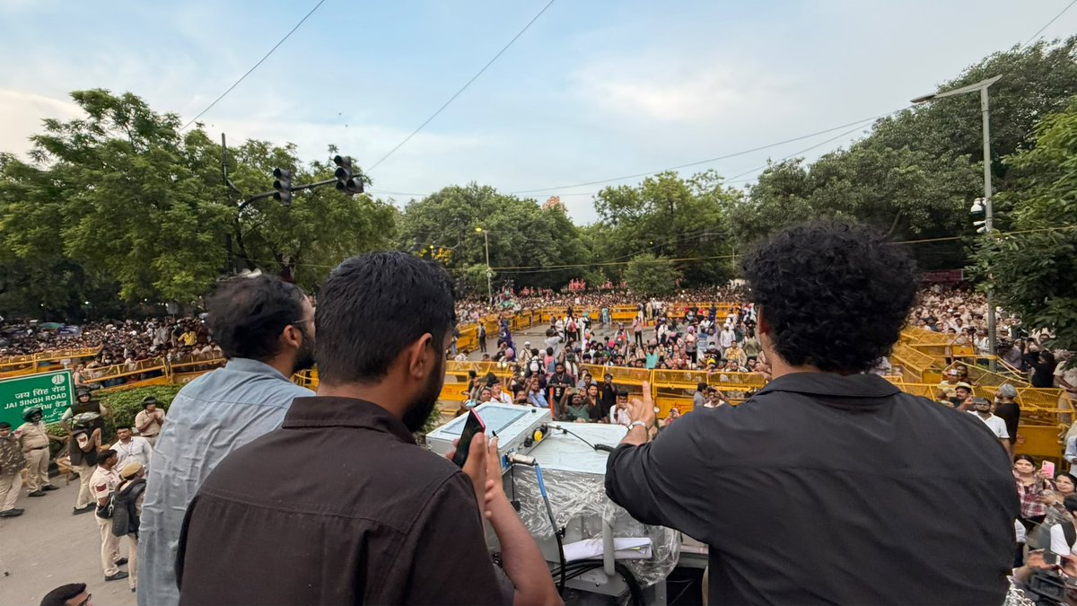 AshutoshRanka's tweet photo. Bharat Mata ki Jai! https://t.co/ZiWONZpHBA