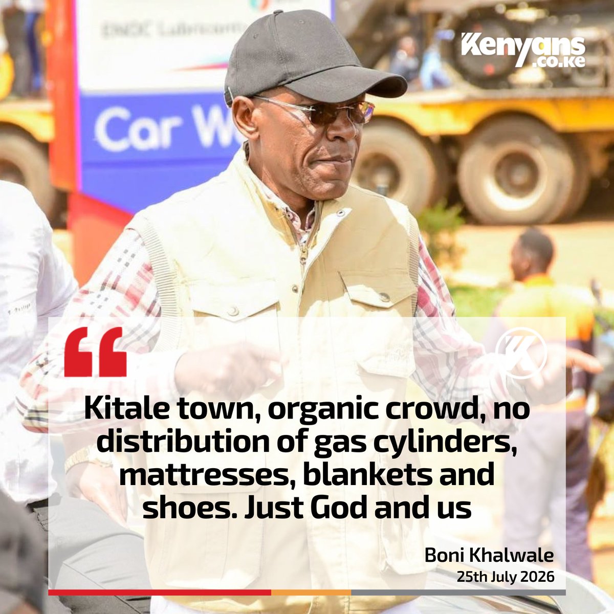 Kenyans's tweet photo. Kitale town, organic crowd, no distribution of gas cylinders, mattresses, blankets and shoes. Just God and us - Senator Khalwale https://t.co/5j1TO8cpGs