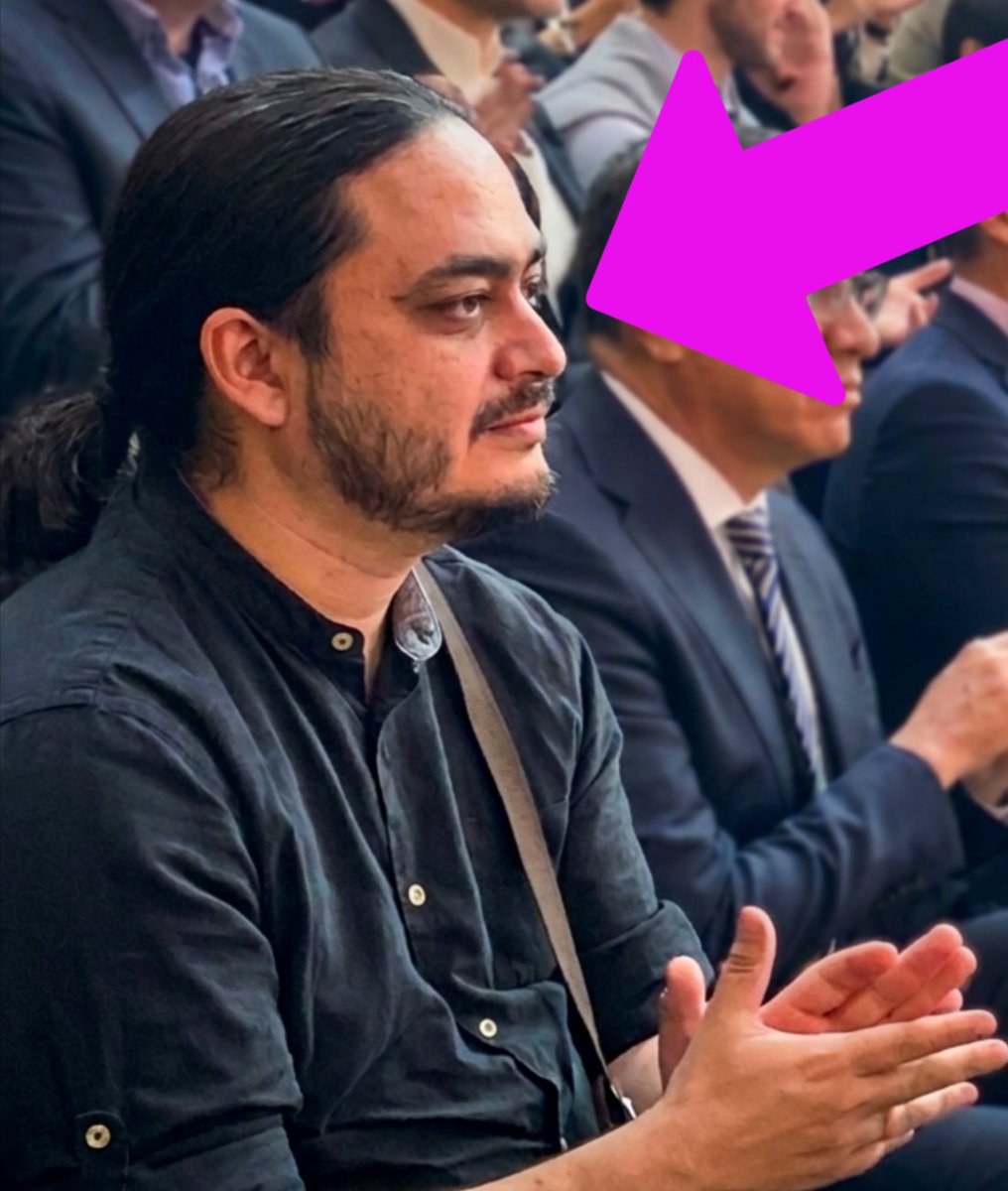 Sargento12356's tweet photo. @MLopezSanMartin El pinche mugroso, apestoso y naco del @vampipe que bloquea solo porque se muestra su rostro de pendejo https://t.co/ZRkSAyUQun
