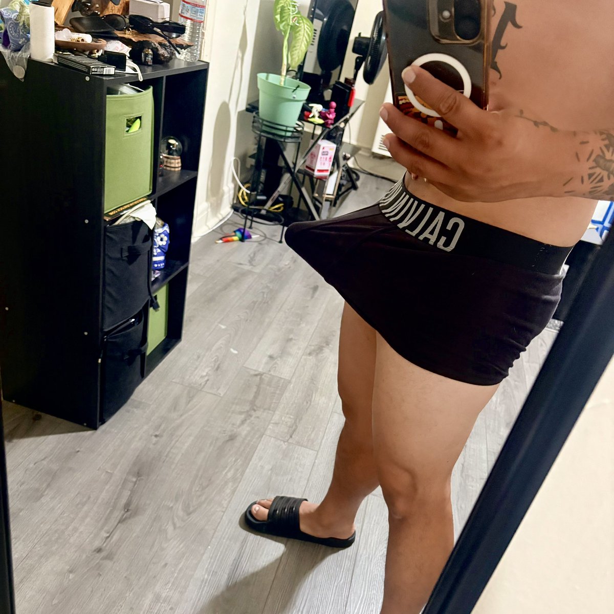 papi_leche_'s tweet photo. Bruh I be waking up so bricked up 🧱 #HappySaturday #mlm https://t.co/tlBqZ6UHcy