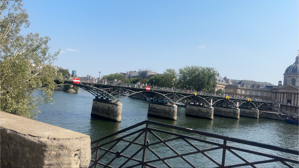 BonneJournee tweet media