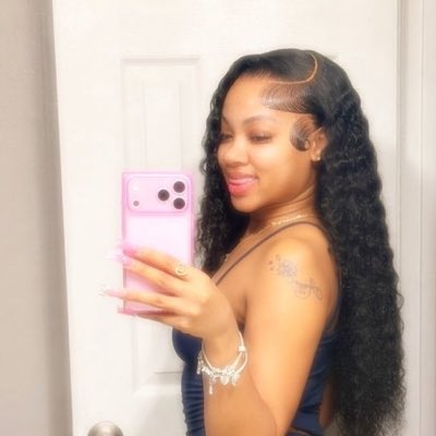 Aliyax71's tweet photo. #NewProfilePic https://t.co/jFSZ5zhSQi