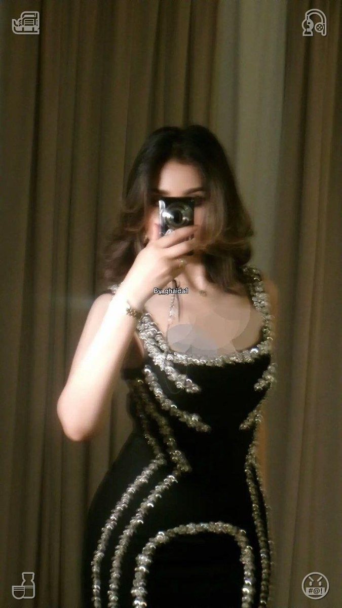 Amberiaf9's tweet photo. إذا غبت فترة فغالبًا كنت أرتب نفسي من جديد https://t.co/1tgivnmHLk