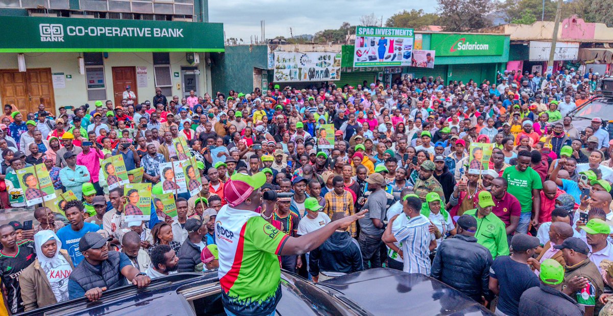 Kaptegakiiru's tweet photo. “Sasa umetuma Aden Duale kututukana ati sisi ni mafisi. Tumekubali! Mwaka ujao tutakukula, tukutafune, na tukumeze… Mafisi mpo?”#RiggyG https://t.co/Ff0kw1gjEB
