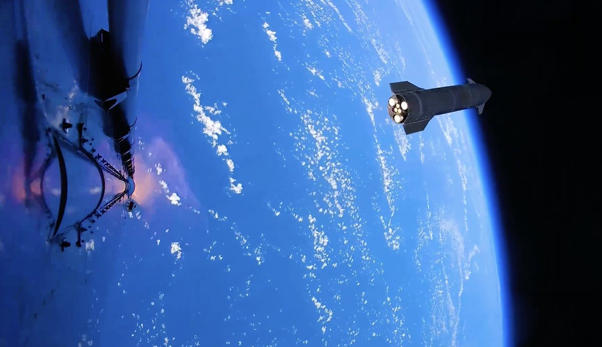 teslaownersSV's tweet photo. It's incredible to watch what SpaceX is accomplishing. 

Starlink service allows for these incredible and detailed shots from space. https://t.co/SMTuBMcTH5