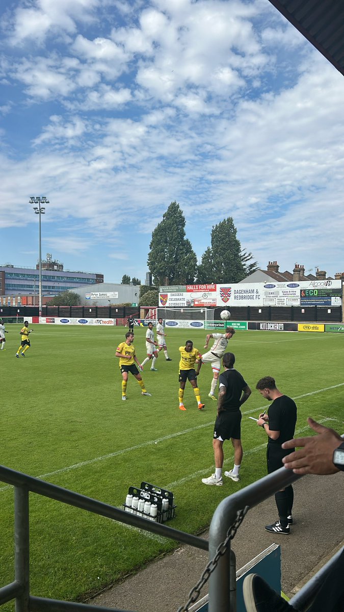 StanwayRovers's tweet photo. 45 ⏰HT 

1-0 

Good half from Stanway, really competitive from the team. 1-0 down but the gaffa won’t be too unhappy with that! https://t.co/SPNTjrWNab
