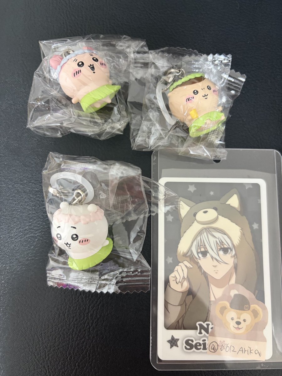 0612Arika's tweet photo. ［交換］映画　ちいかわ　特典　チャームミニフィギュア　めじるしアクセサリー

譲:ちいかわ、古本屋、くりまんじゅう
求:ハチワレ

郵送での交換希望です。検索からもお声がけお待ちしております。 https://t.co/ilYo87O8nm