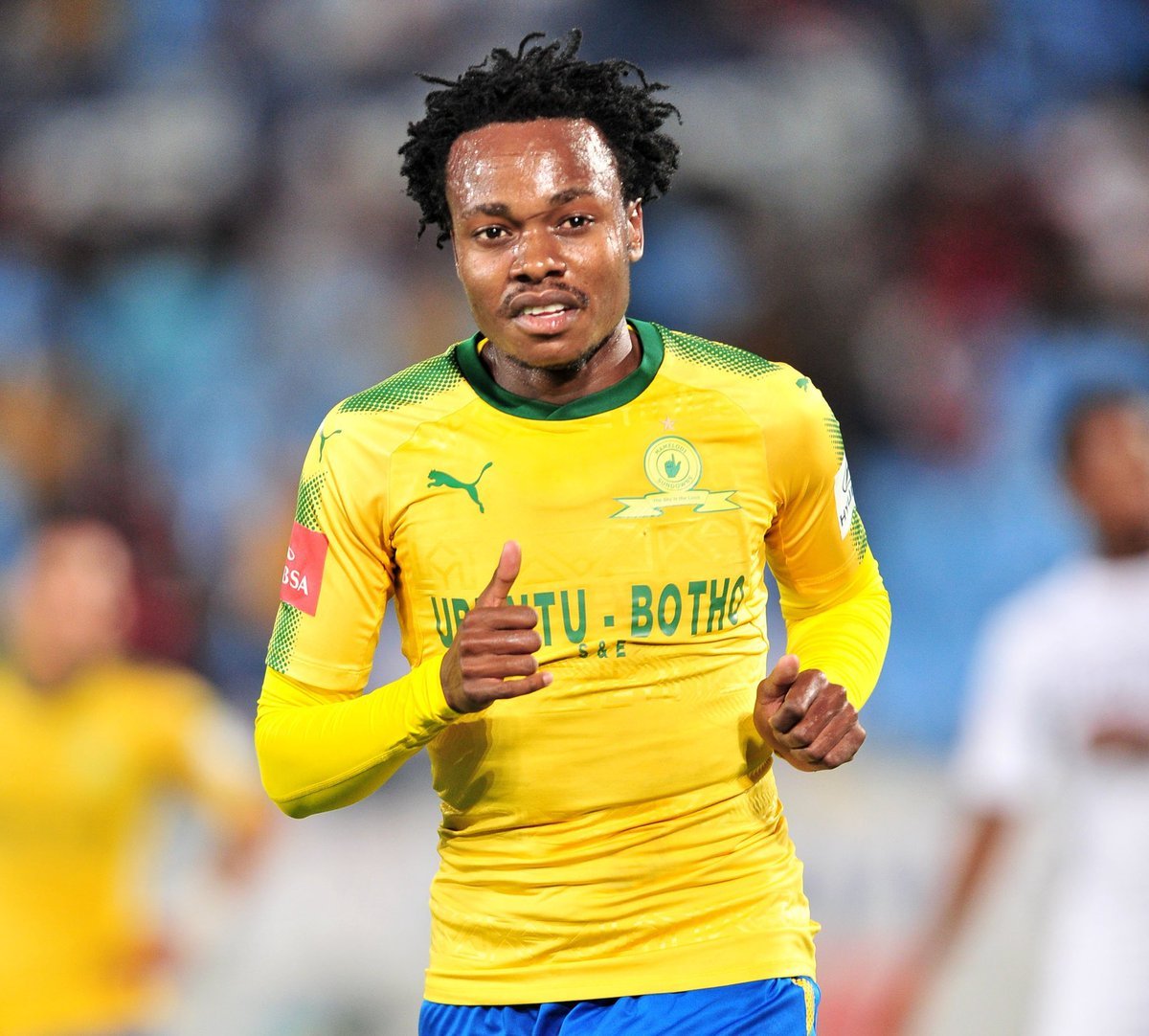 Ephraim_Snr's tweet photo. One of saddest story in football is the down fall of Percy Tau💔 https://t.co/7tKdHSLEfF