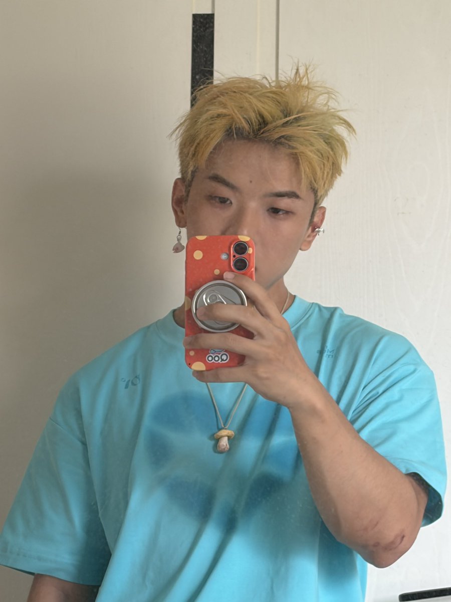 Qualee_'s tweet photo. 手痒得不行了到底去哪可以找到牛🐮呢？感觉现在小蓝难用的要死了 https://t.co/EFyX9erKjy