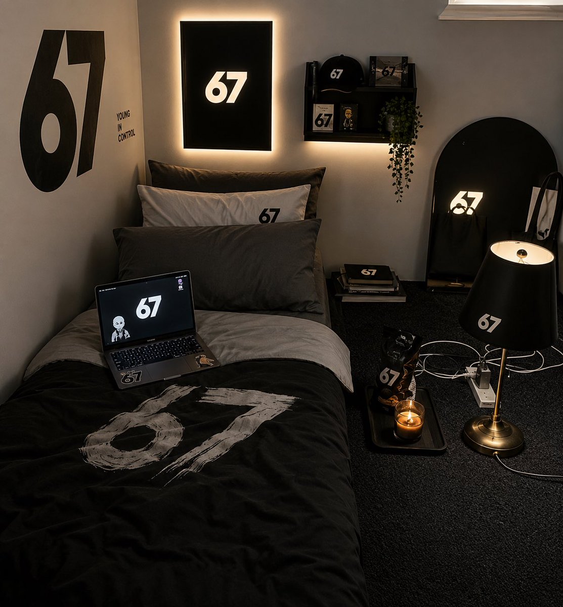 Dezirae_Reyes's tweet photo. My bedroom https://t.co/TVB32U7qm8