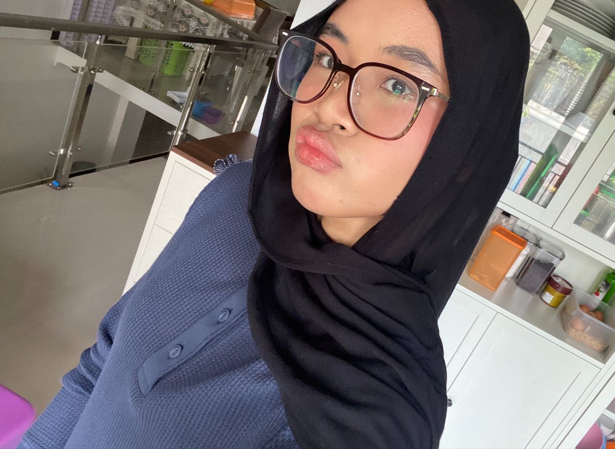 meyrA tweet media