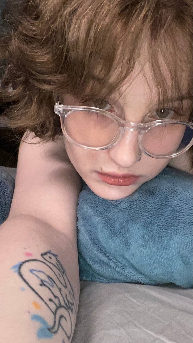 mycatisars's tweet photo. attention two fake ass nerds🤓 

#LUNÉSelcaDay #LUNÉJidoriDay #andTEAM_YUMA @andTEAM_members https://t.co/LyGkbzXPvf