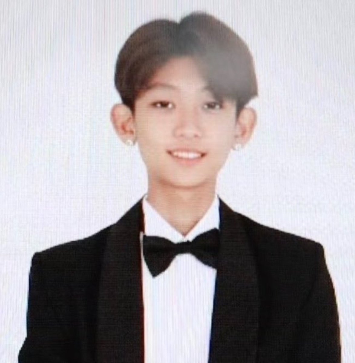 nellyu241911's tweet photo. 근데 진심 졸사 다 잘 나왓다고 생각함
로얄이는 ㄹㅈㄷ고
다 걍 ㅈㄴ 애기라 ㄱㅇㅇ https://t.co/JfUNEM7Xn3