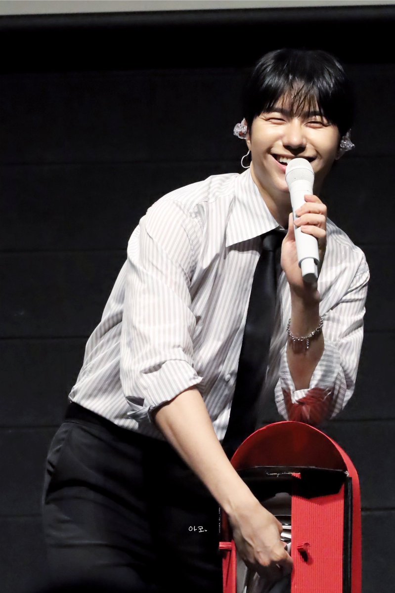 sik95_'s tweet photo. 오마이강아지 https://t.co/TmHarxKrOj