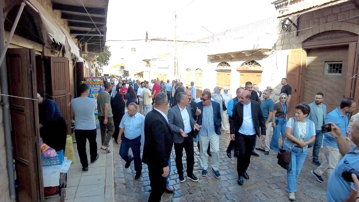 MoaLebanon's tweet photo. وزير الزراعة الدكتور نزار هاني يفتتح معرض القرية الزراعي «صُنع في راشيا» ضمن الأيام الوطنية للزراعة 2

#الزراعة_نبض_الأرض_والحياة
#وزارة_الزراعة
#وزير_الزراعة

يوتيوب وزارة الزراعة:
https://t.co/X6DeEDnWRa

فيسبوك:
https://t.co/mr96sfxHUr

موقع الوزارة:
https://t.co/6WWgx4kIzM https://t.co/4D68gQfcPj