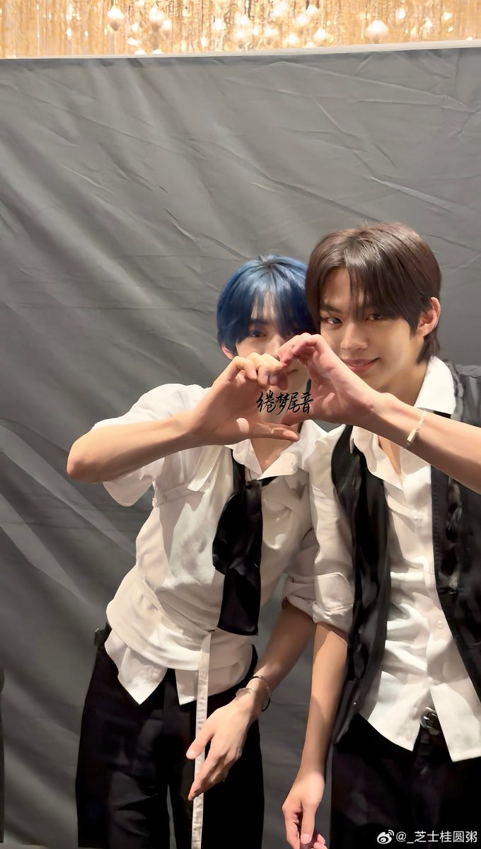 ssswabbb's tweet photo. 와 이거 진짜 귀여워 https://t.co/chjXvqs5KY