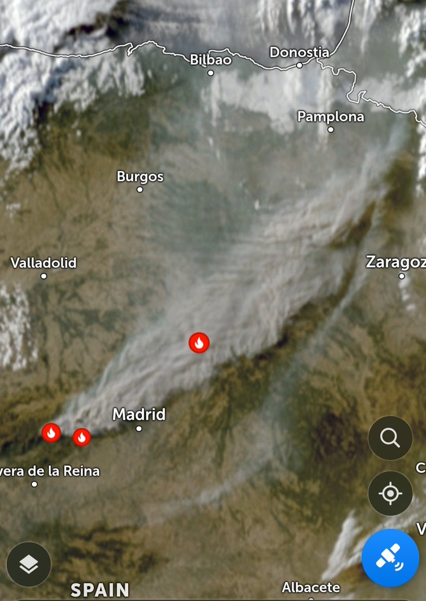 b_gimpl1234's tweet photo. Fires in Spain. Got almost a checkerboard pattern going on with that smoke. Fires are raging all around the world, all starting around the same time. Not a coincidence https://t.co/4rDKxIRT52