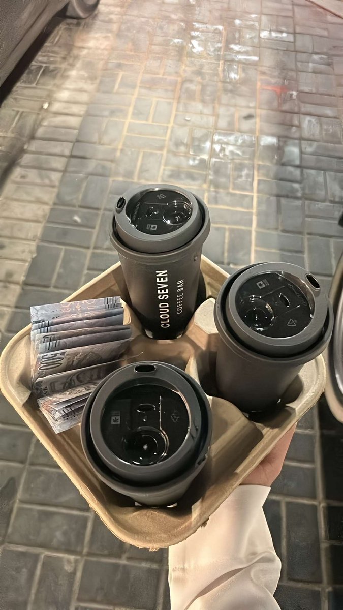 rqeo_'s tweet photo. لا يبدا يومي الا بشرب الكوفي شوب https://t.co/FjCJuHtPcY