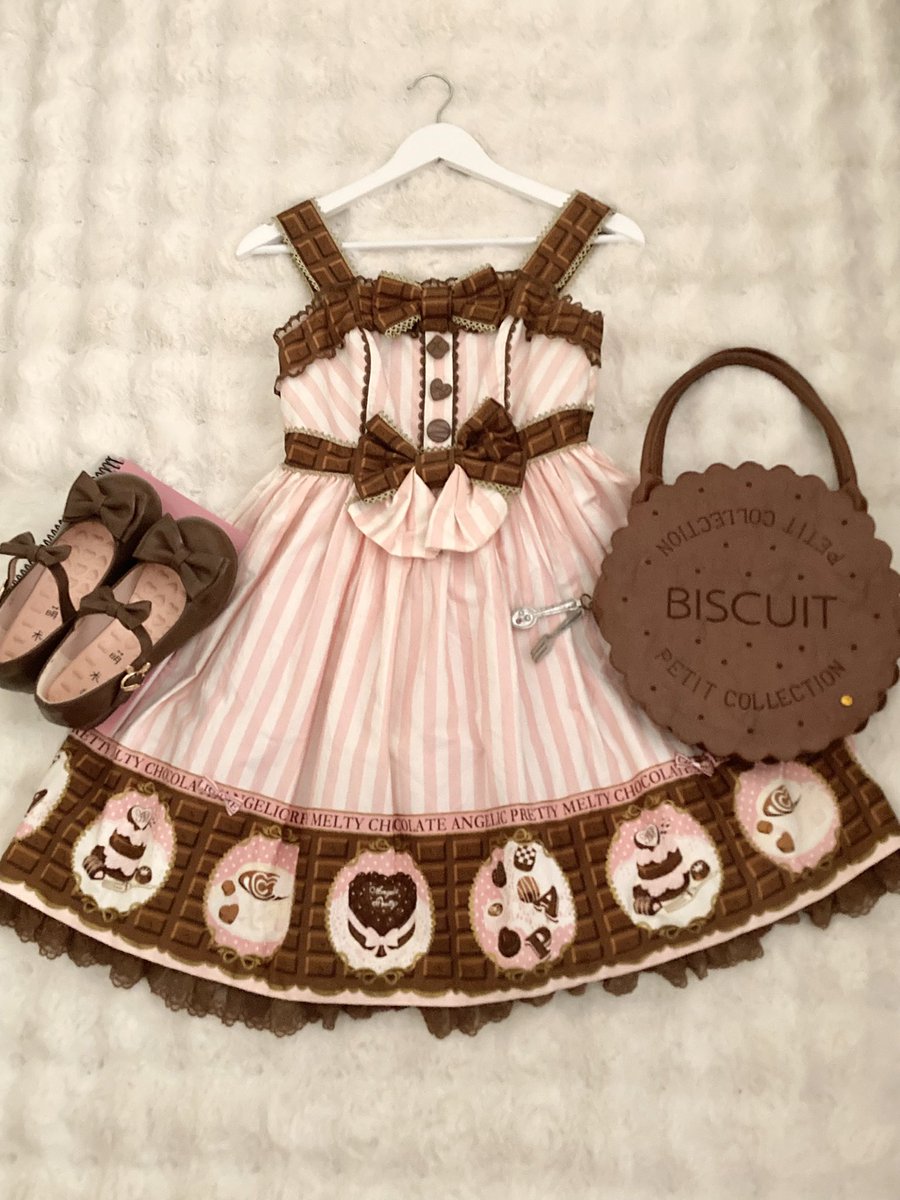biscuit ᰔᩚ tweet media