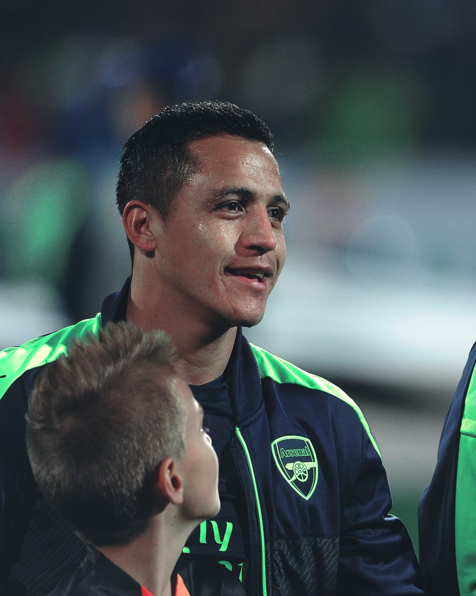 SI_FootballClub's tweet photo. Mesut Özil &amp; Alexis Sánchez (2016/17) https://t.co/Iz93TKwrKE