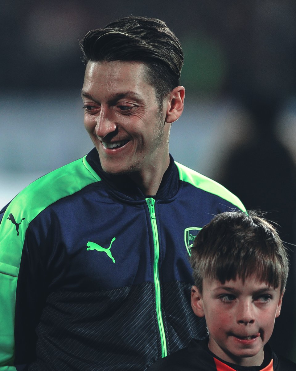SI_FootballClub's tweet photo. Mesut Özil &amp; Alexis Sánchez (2016/17) https://t.co/Iz93TKwrKE