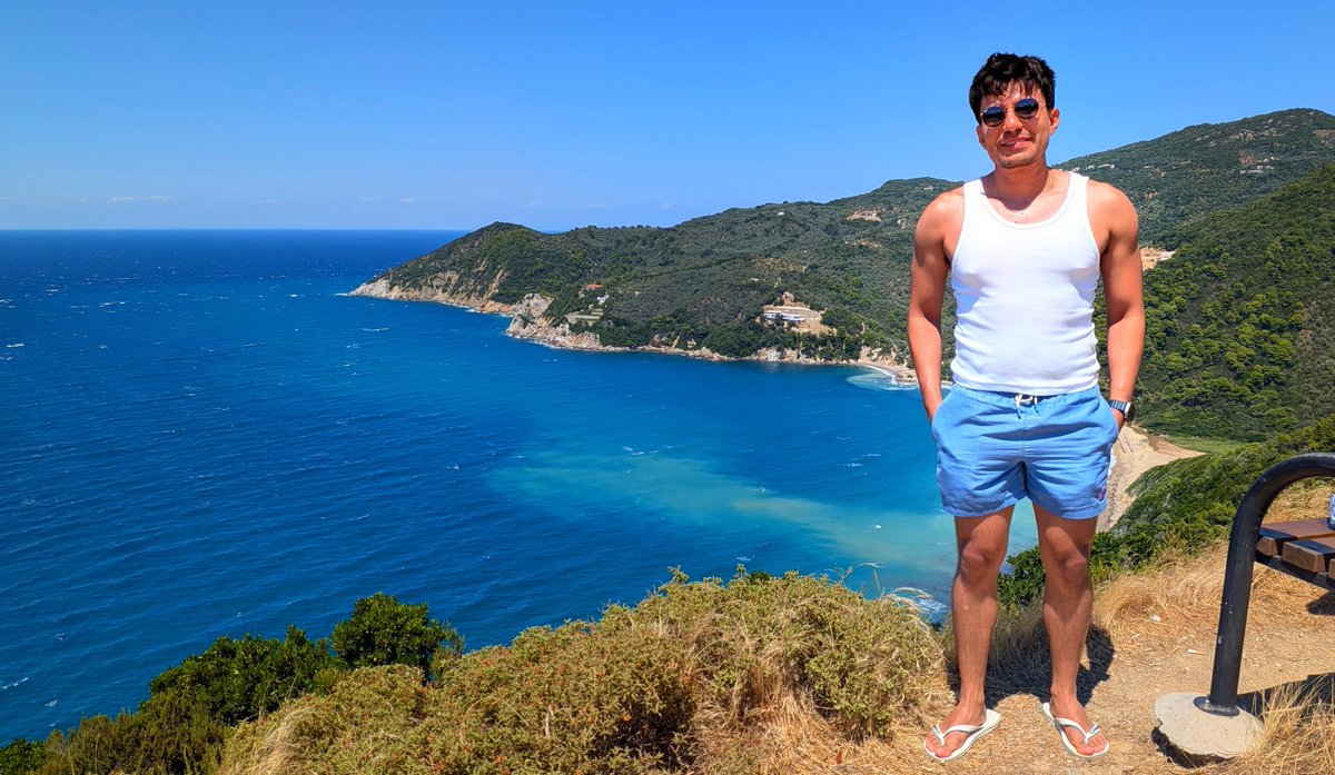 Genarolo27's tweet photo. #skiathos https://t.co/rIKg6osSbd