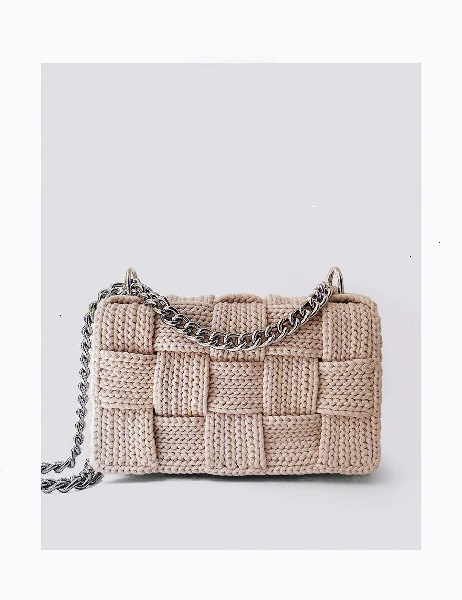 IngridLecot's tweet photo. My first handmade woven bag! Took 3 nights but so worth it. DIY = best self-care.  #HandmadeDiys， https://t.co/4KZvQQjGSs