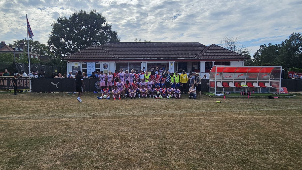 PeckhamTownFC's tweet photo. @StonewallFC Thank you to our opponents and thank you to everyone that came down to the Menace Arena to show your support. Safe journey home to you all. 

#Menace 2 @StonewallFC 2

#MenaceLifeAintEasy https://t.co/V8CwYP6hxO