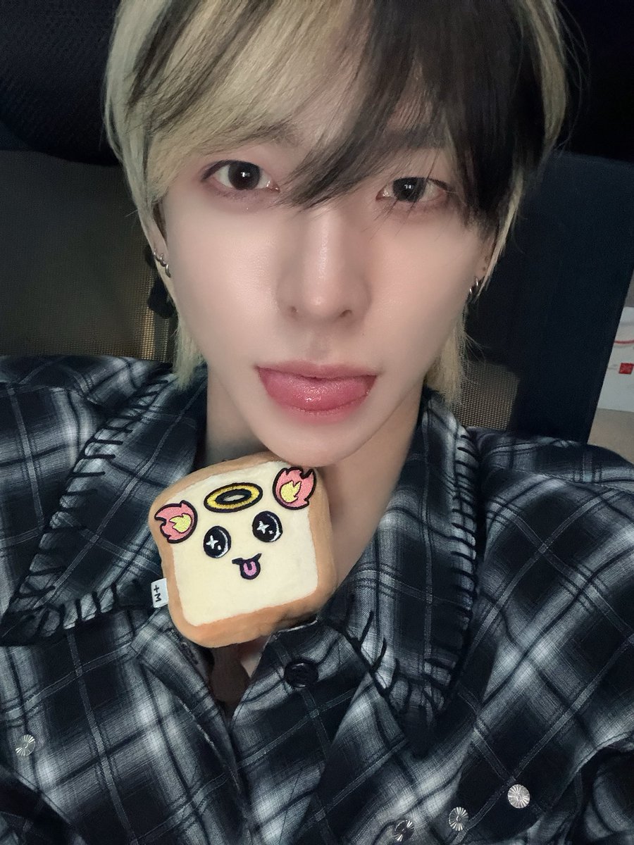 Nlu3Zx's tweet photo. https://t.co/xIMKltX2o4