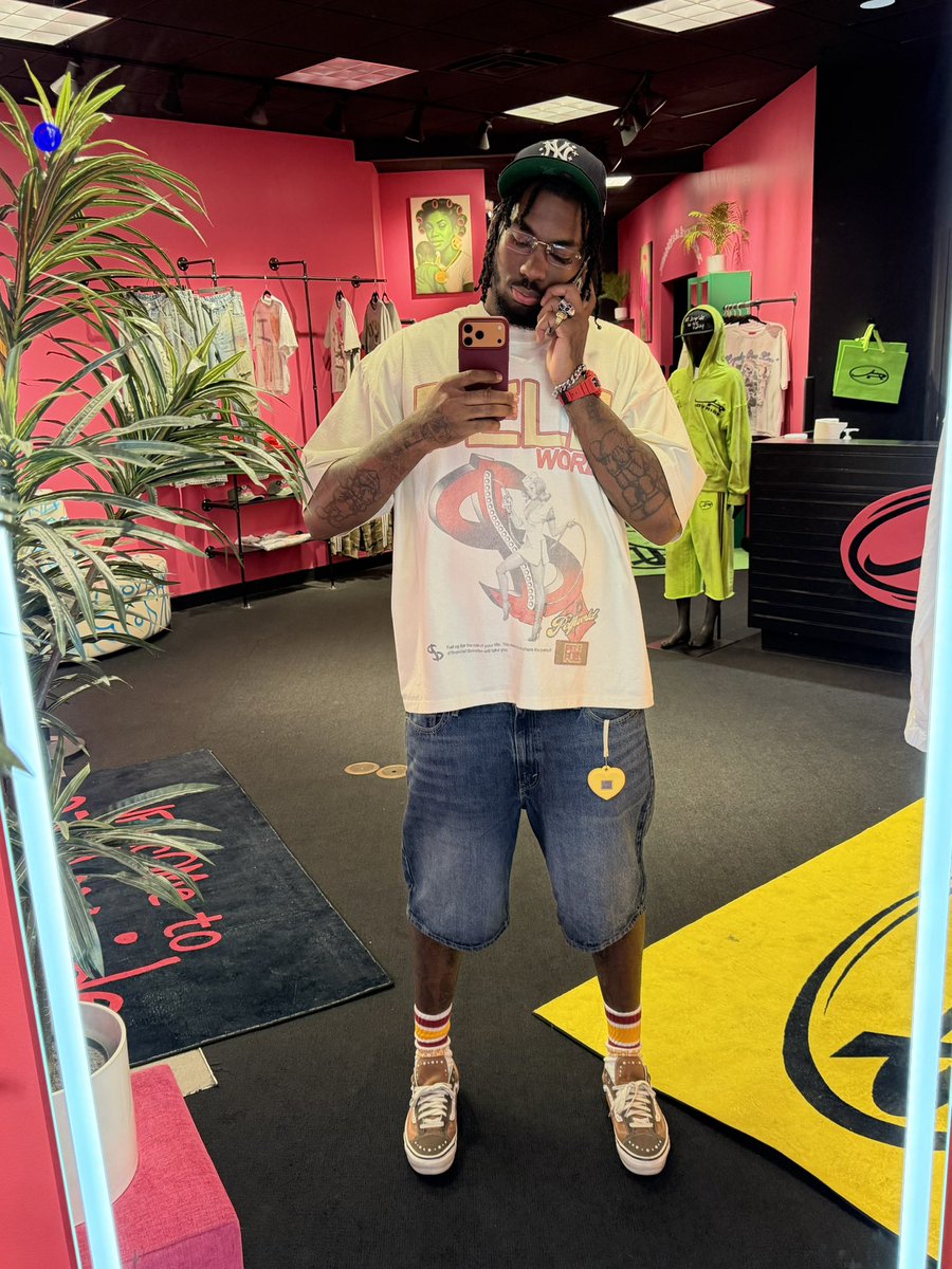 BigZuri_'s tweet photo. Good Morning From Financial Illiteracy 🤺 https://t.co/zVZ0Jk6hwy