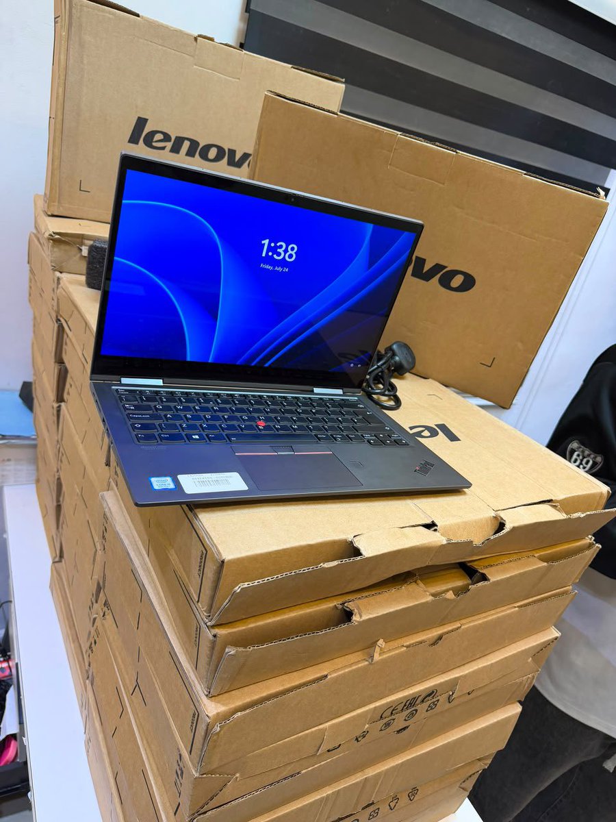 iHubGadgets's tweet photo. New stocks ‼️‼️
Open Box 
Lenovo ThinkPad x1 Yoga 
X360, Intel Corei5
8GB Ram 256GB SSD, 8th Gen
Touchscreen, Fingerprint 🫆, Keyboardlight &amp; Pen 🖊️
Charger 🔌 

🏷️ 420,000 Naira

🚚 Nationwide Delivery
📩 Dm to order 

iHub Gadgets | Your Trusted Gadget Plug https://t.co/MXdjN4RaRC