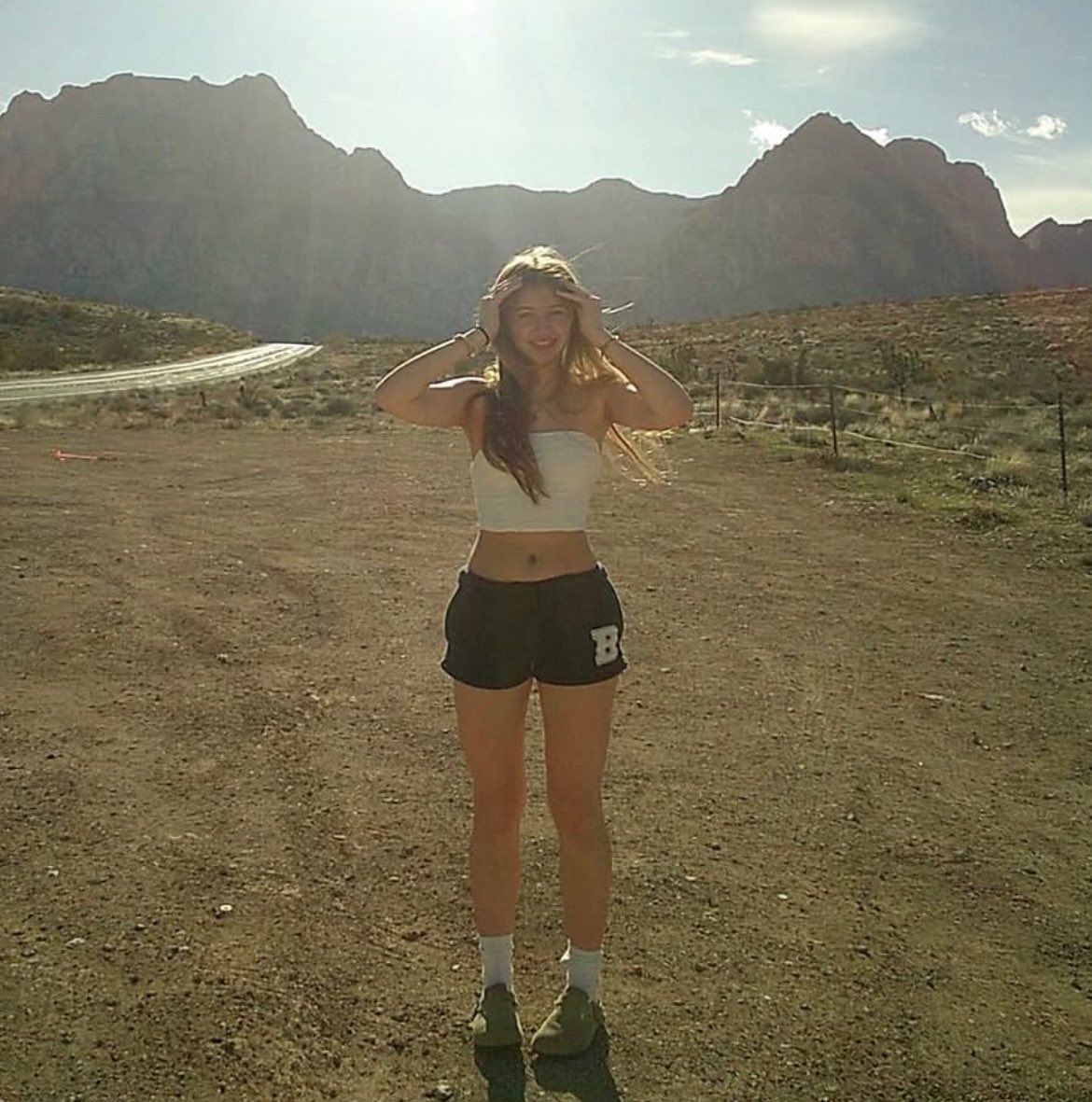 0wolfrye0's tweet photo. Natalie Kolbe / CHHS ‘27

TikTok, VSCO, IG in comments. 

Follow and like for more, DM for submissions. https://t.co/TtzFqH6KTs